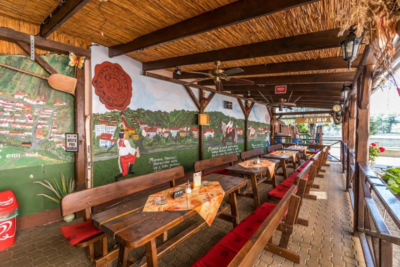 Penzion San Marco - Pod Budama Hotel Mutěnice Kültér fotó